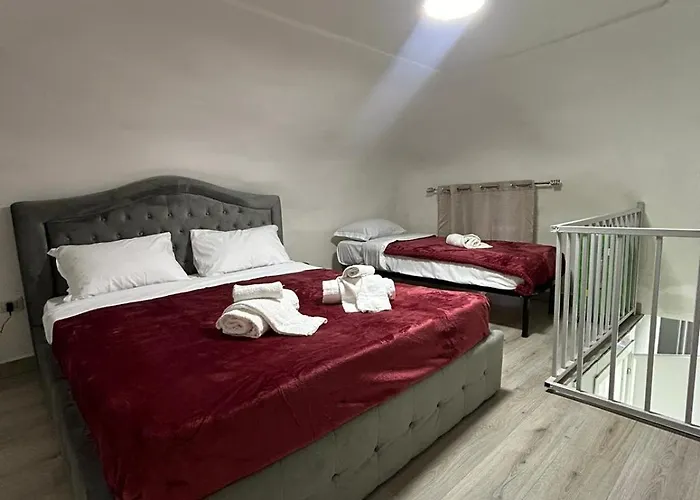 Chiara Luxury * Naples