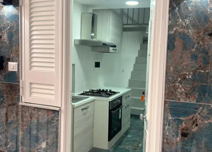 Chiara Luxury * Naples